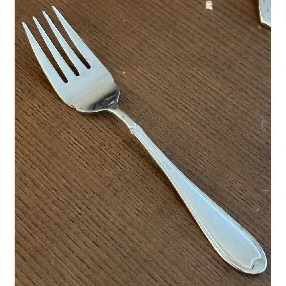 International‎ Silver Summerset Frost Salad Fork Stainless China 7
